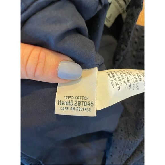 L.l. Bean navy eyelet skirt size 12 - Picture 7 of 8